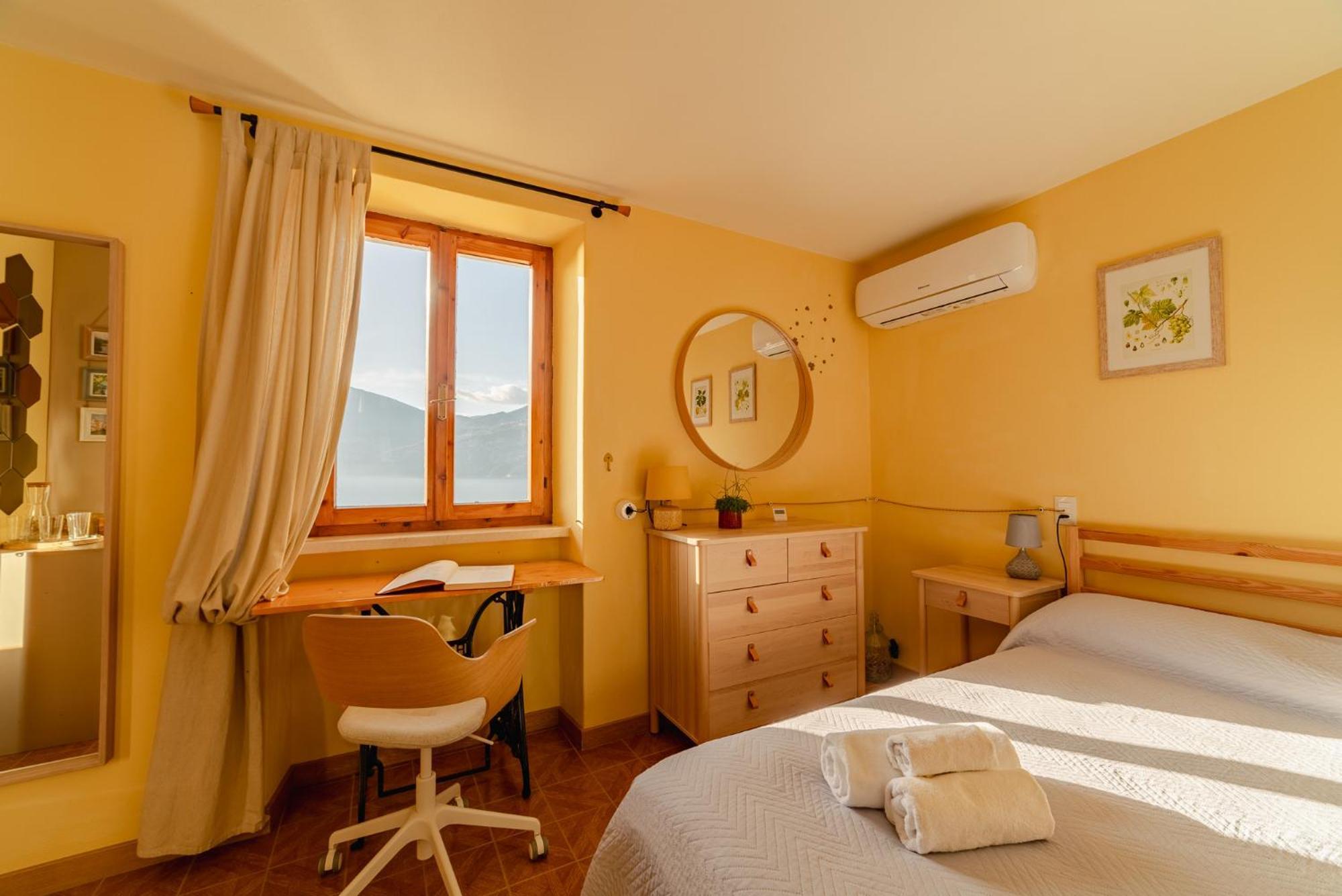 Garda Doma Bed & Breakfast Brenzone sul Garda Bagian luar foto