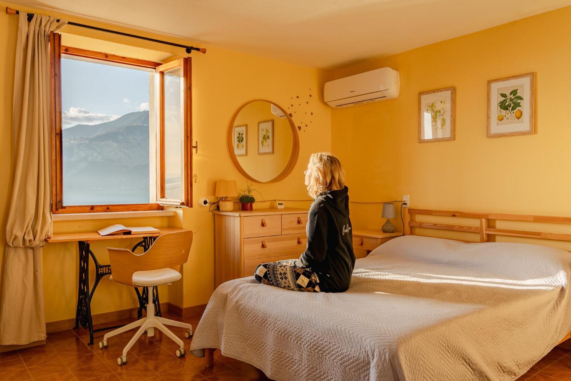 Garda Doma Bed & Breakfast Brenzone sul Garda Bagian luar foto