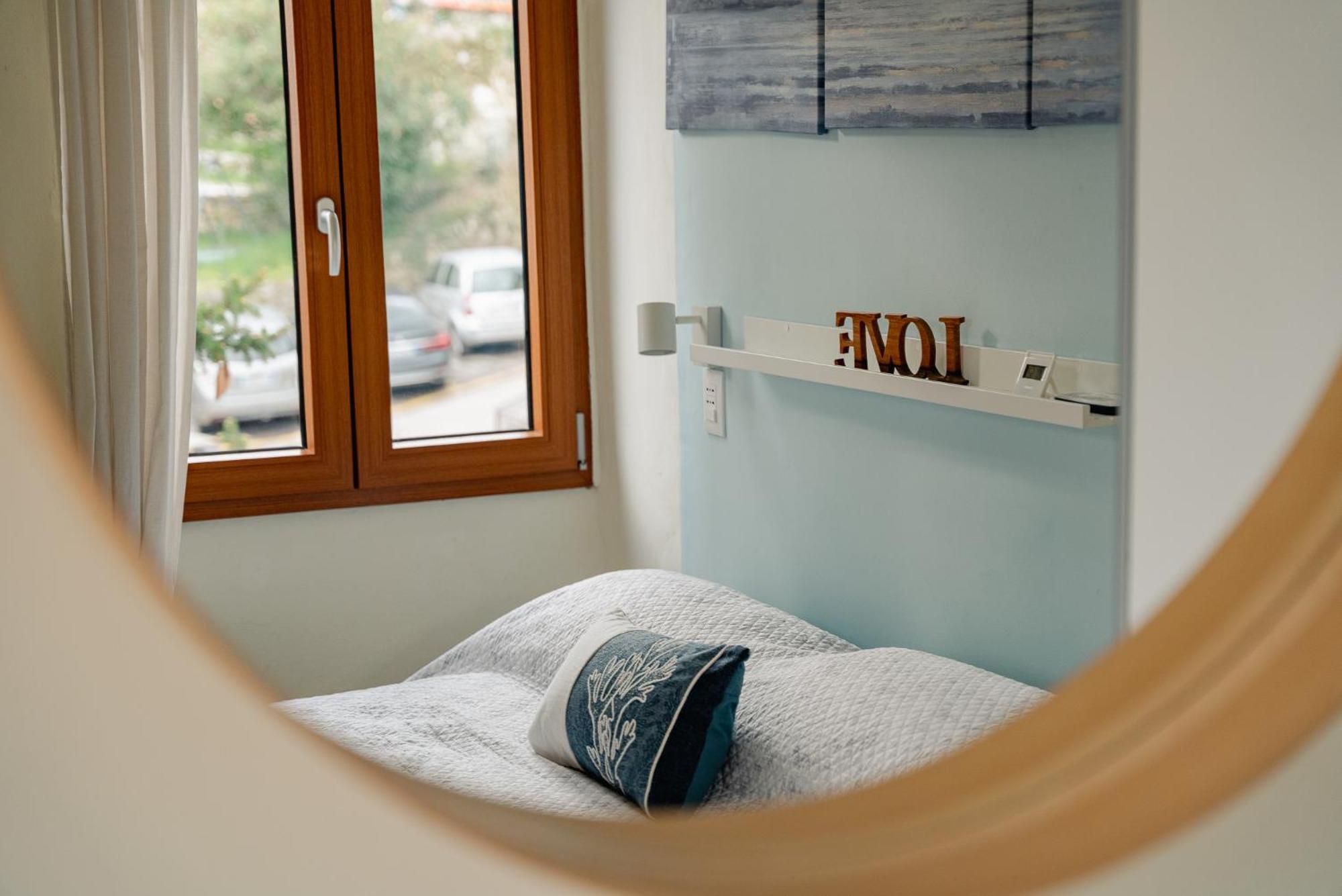 Garda Doma Bed & Breakfast Brenzone sul Garda Bagian luar foto